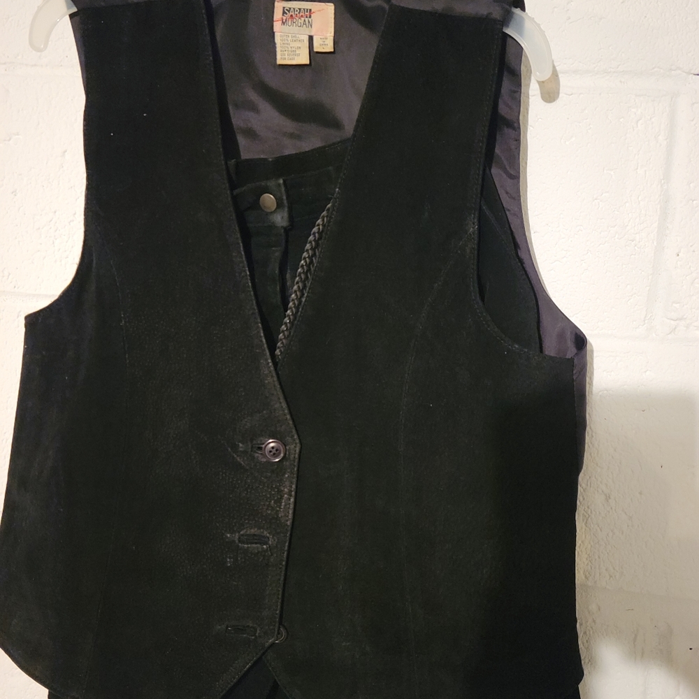 Vest & shorts